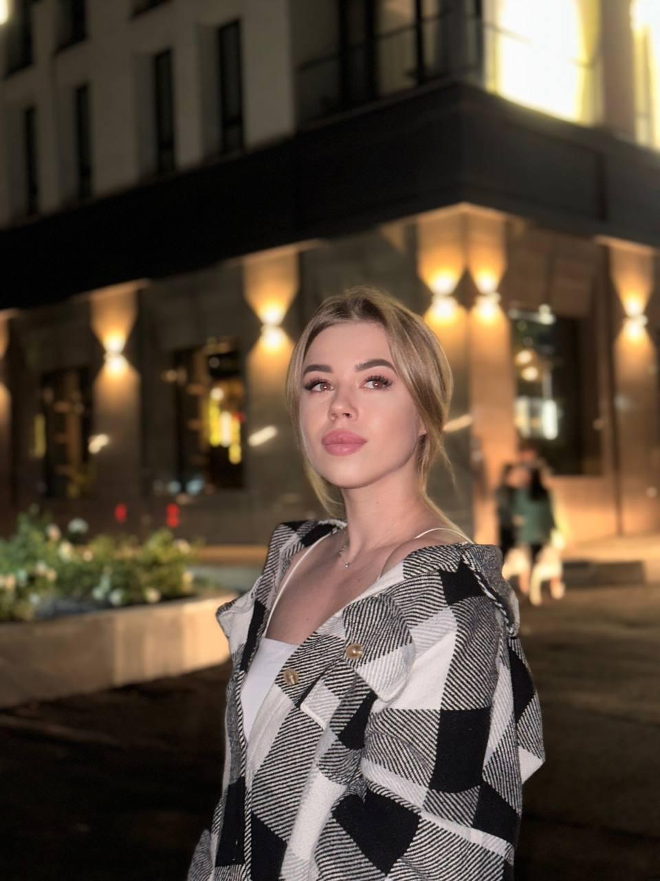 AnikaAline from Spain