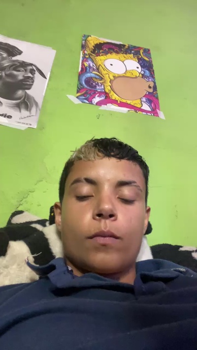 Aron739 from Colombia