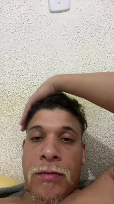 Bigodeloiro22 from Brazil