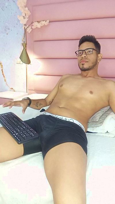 ETHAN_DRAVEN from Italy