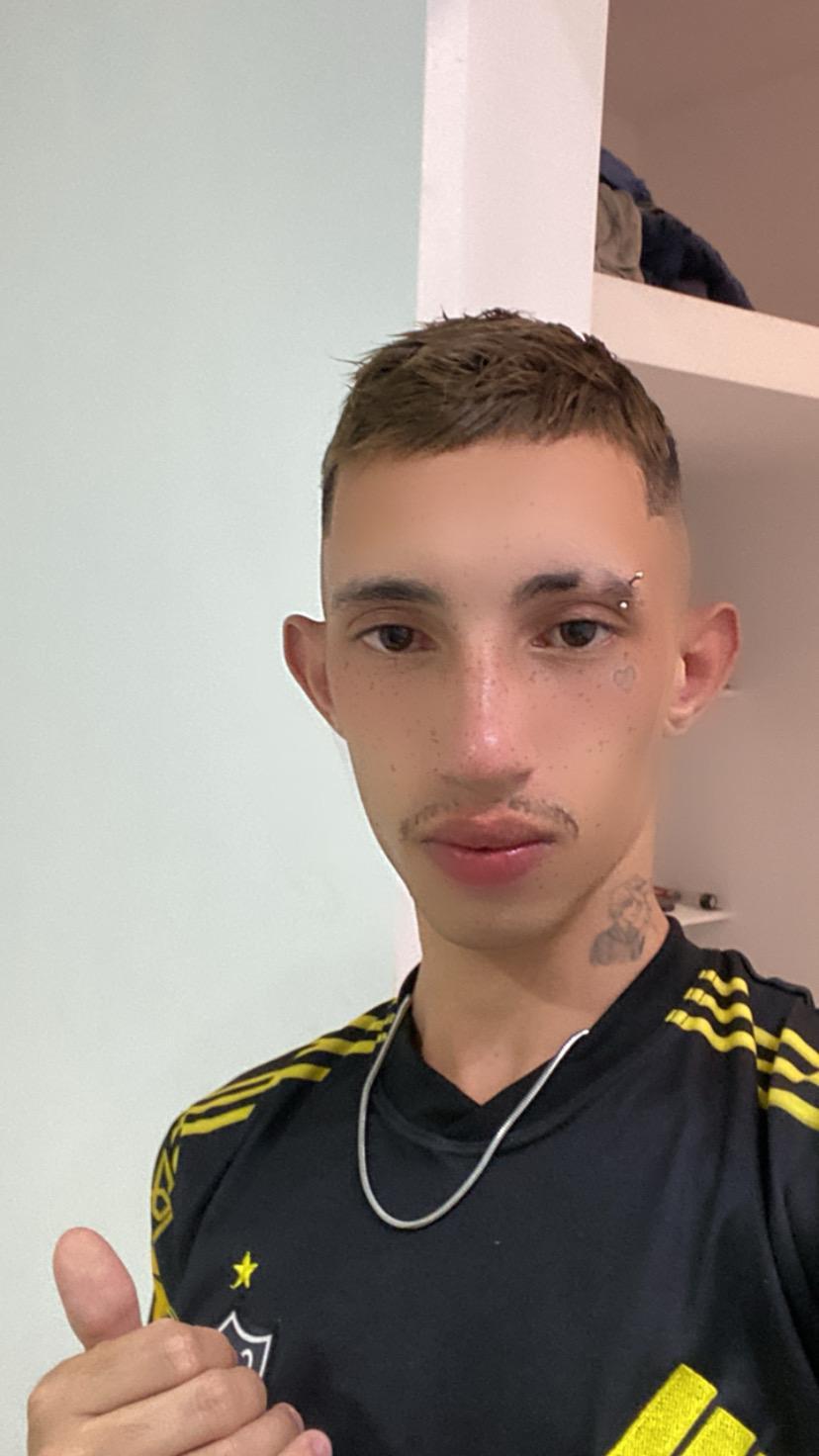 Foxkesy Profile Image