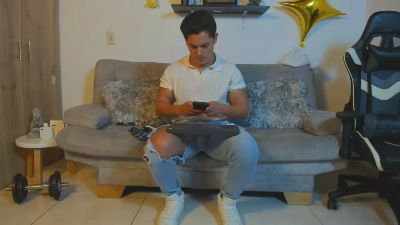 Julian_wallace from United States