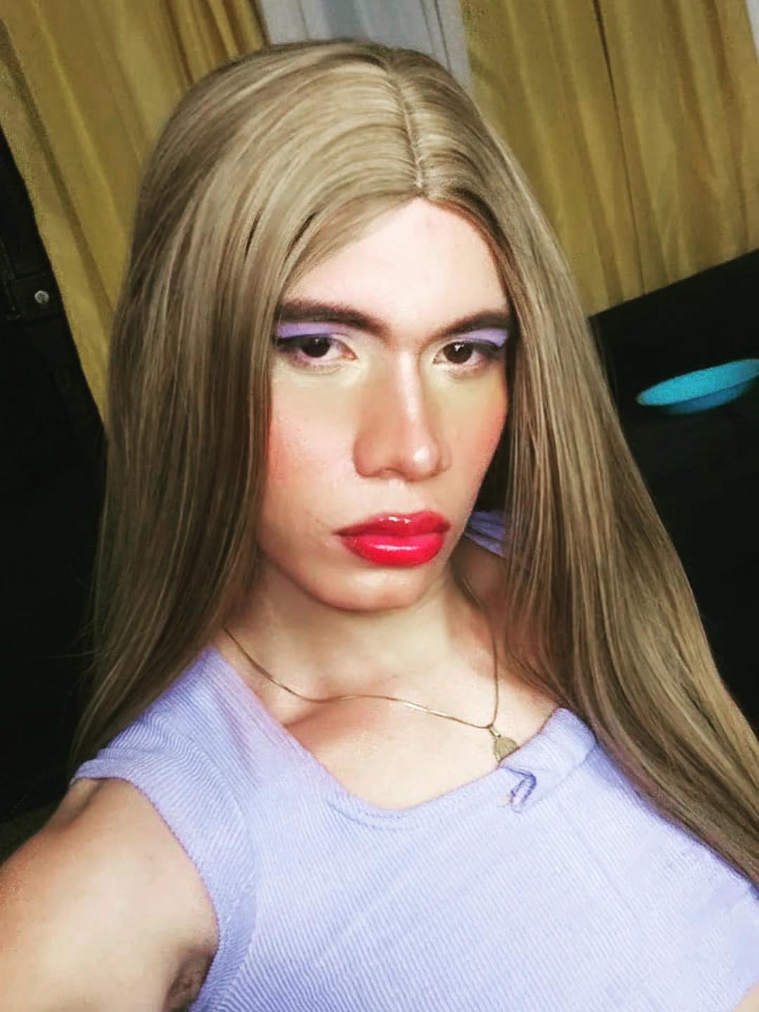 KENIAFLORES from Colombia