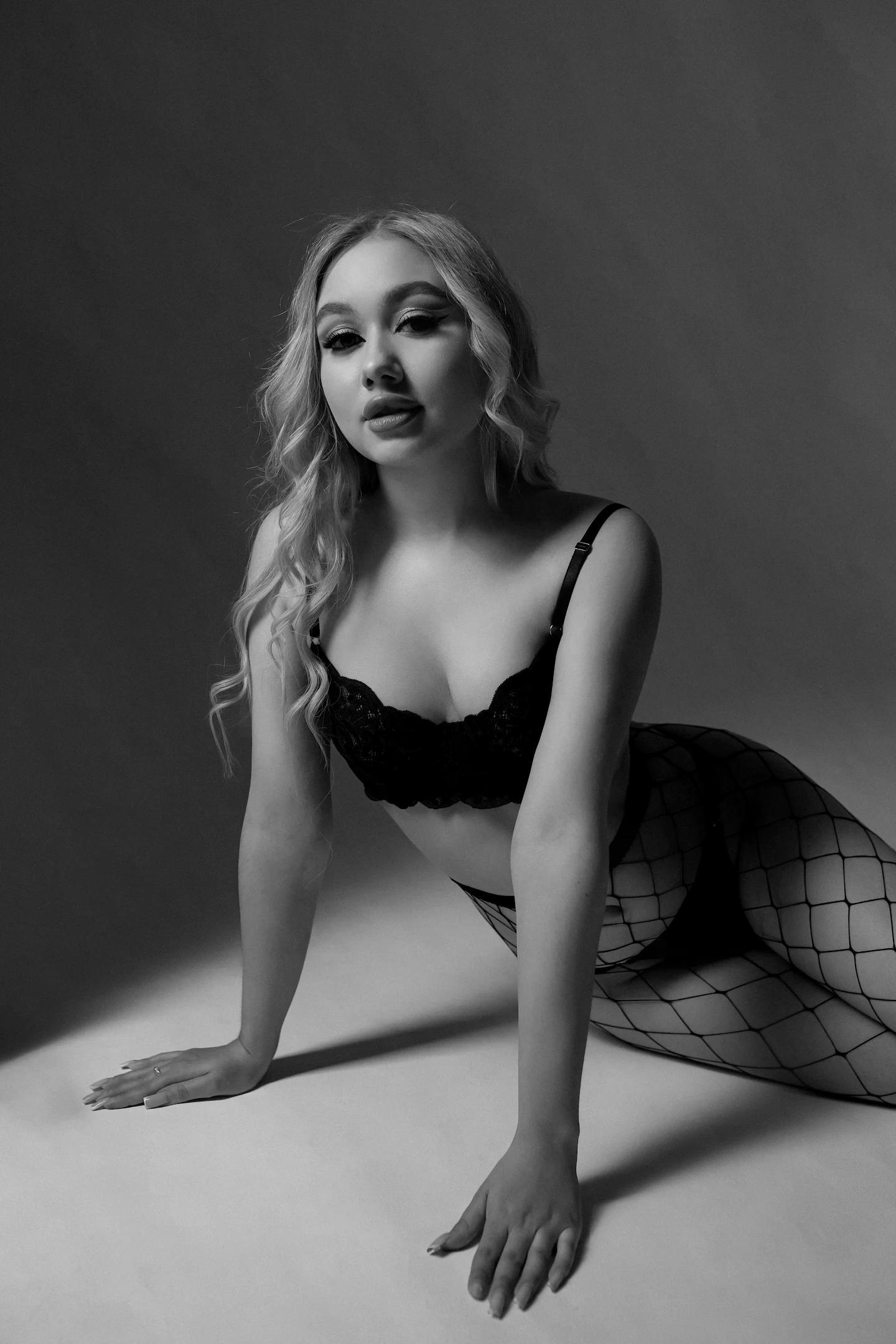 Loneve Profile Image