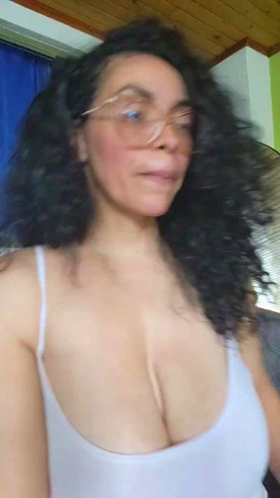 Lucci_Lovee from Colombia
