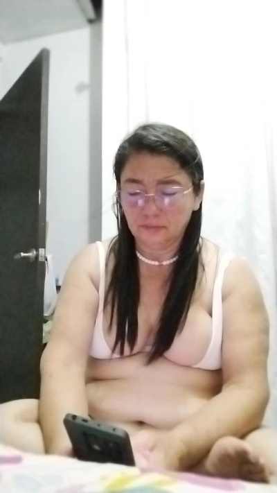 Lucerito_San from Colombia