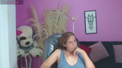 Milf_karlye from United States