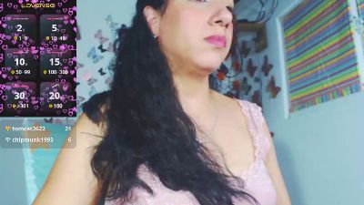 RedValery from Colombia