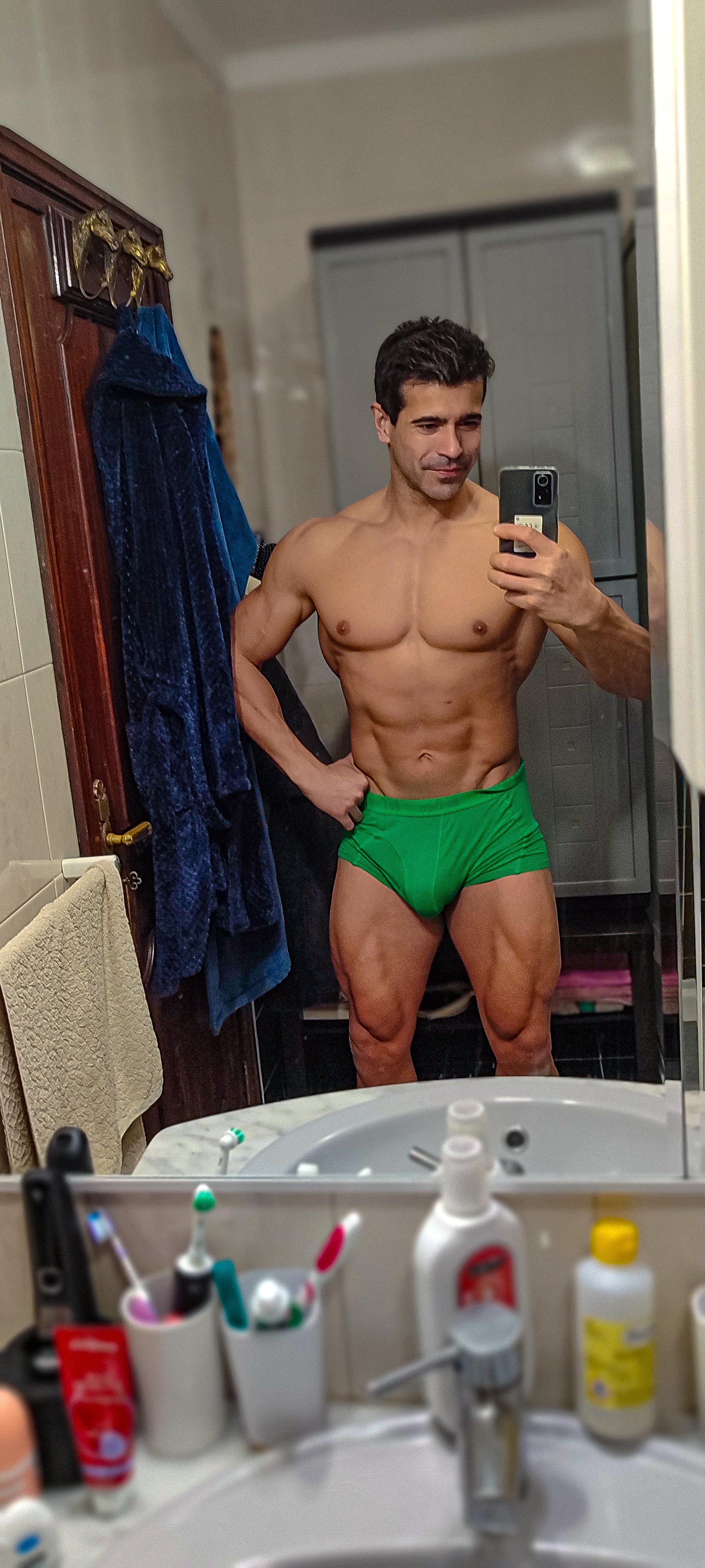 Samricci21 Profile Image