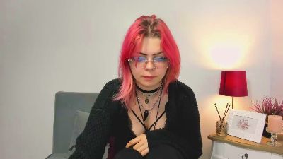 ZoeHotty from United States