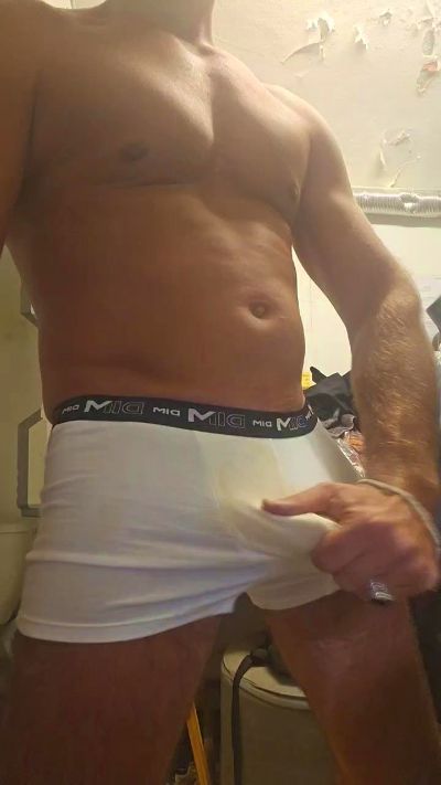 d007_hot from France