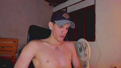 david_huge from Colombia