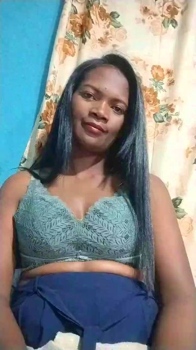 diana418 from Madagascar