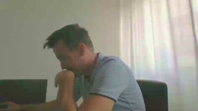 horny_boyxxx from United Kingdom
