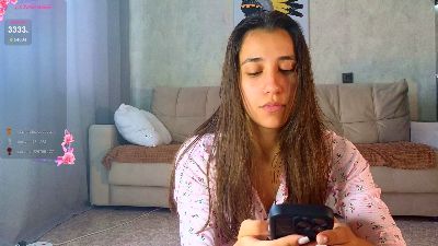 hot_ass_18 from France