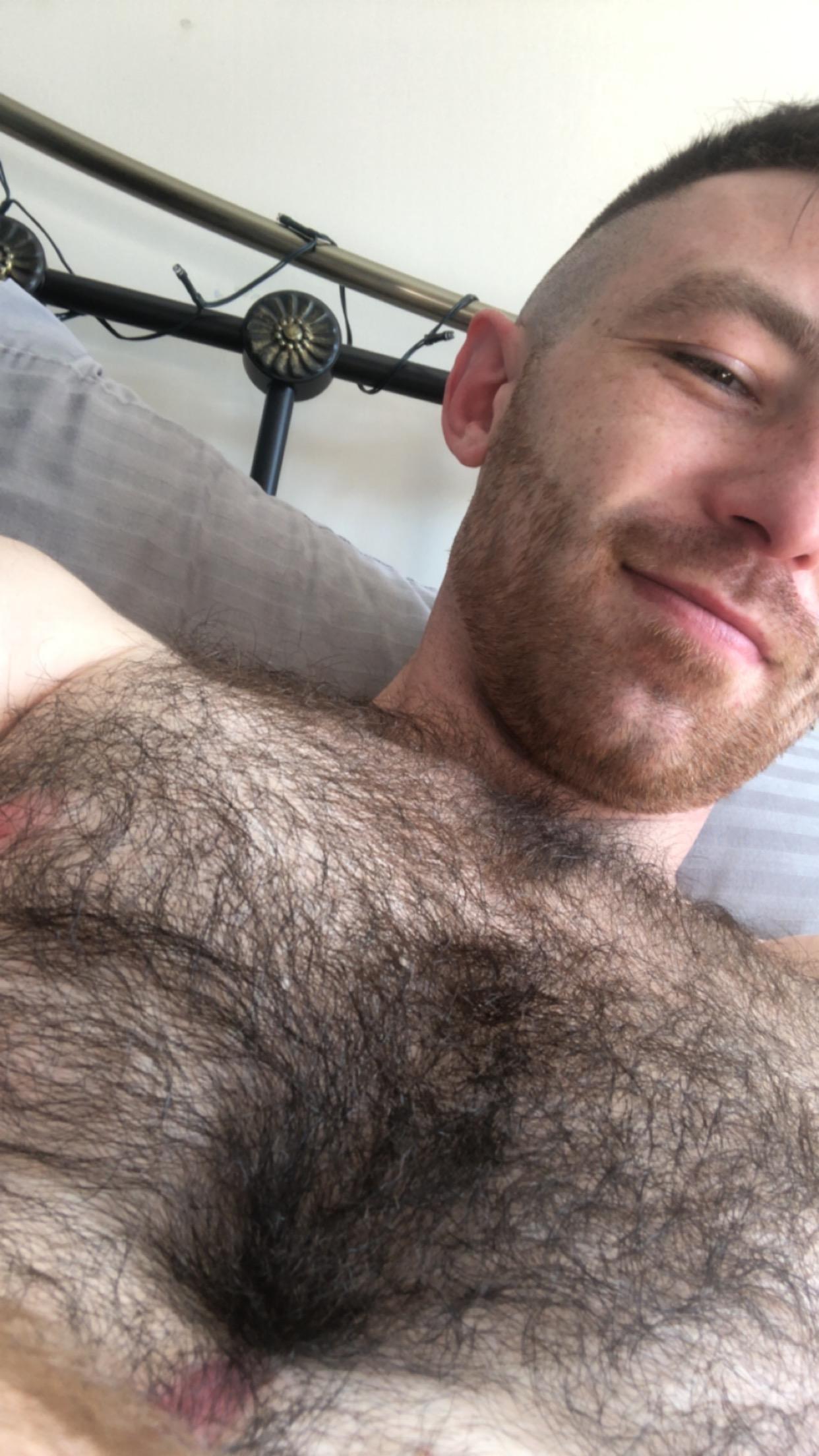 hunghairy_xxx from United Kingdom