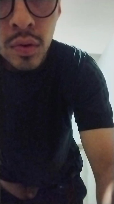 joselopez39 from Argentina