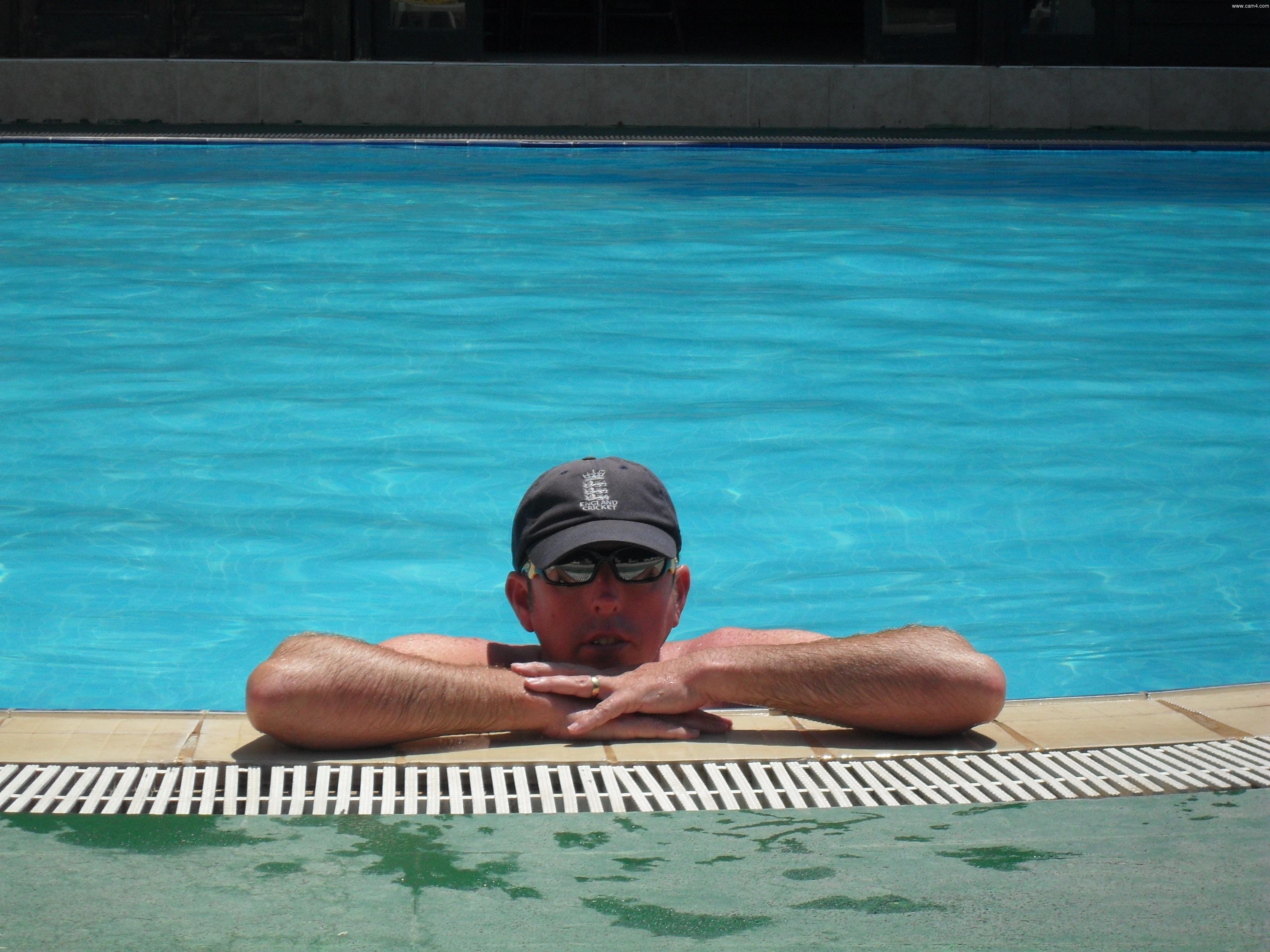 poolshark162 from United Kingdom