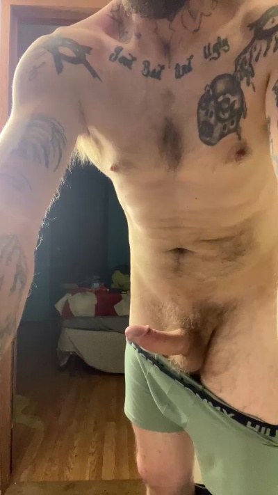 scotty2Hotty92 from United States