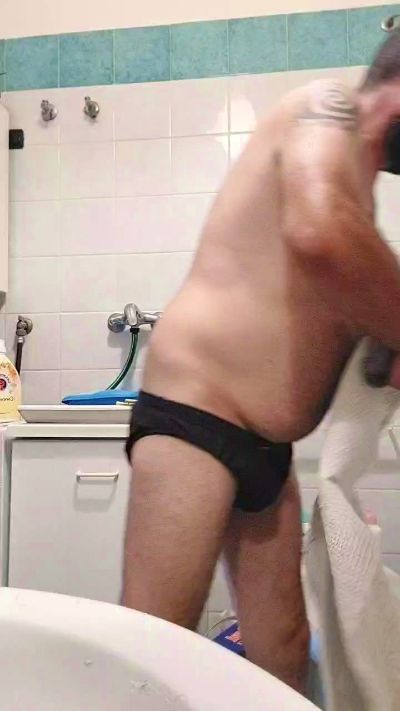 tony86sex6 from Italy