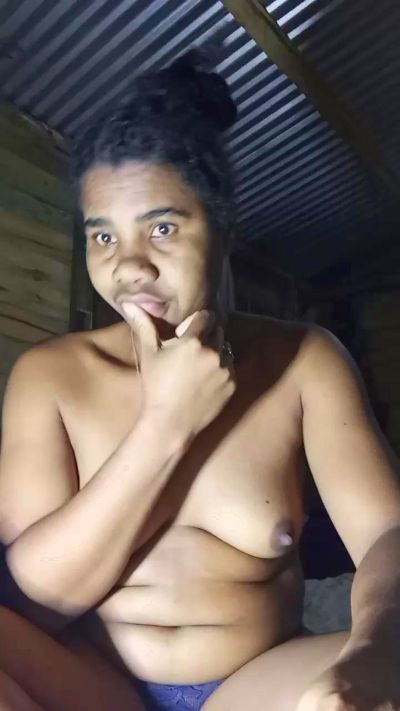 wendy204 from Madagascar